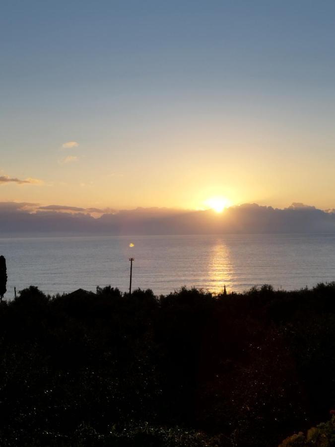 Villa Panorama Michalis Haikos Two Minutes Walk To The Beach Peroulia Кисамос Екстериор снимка